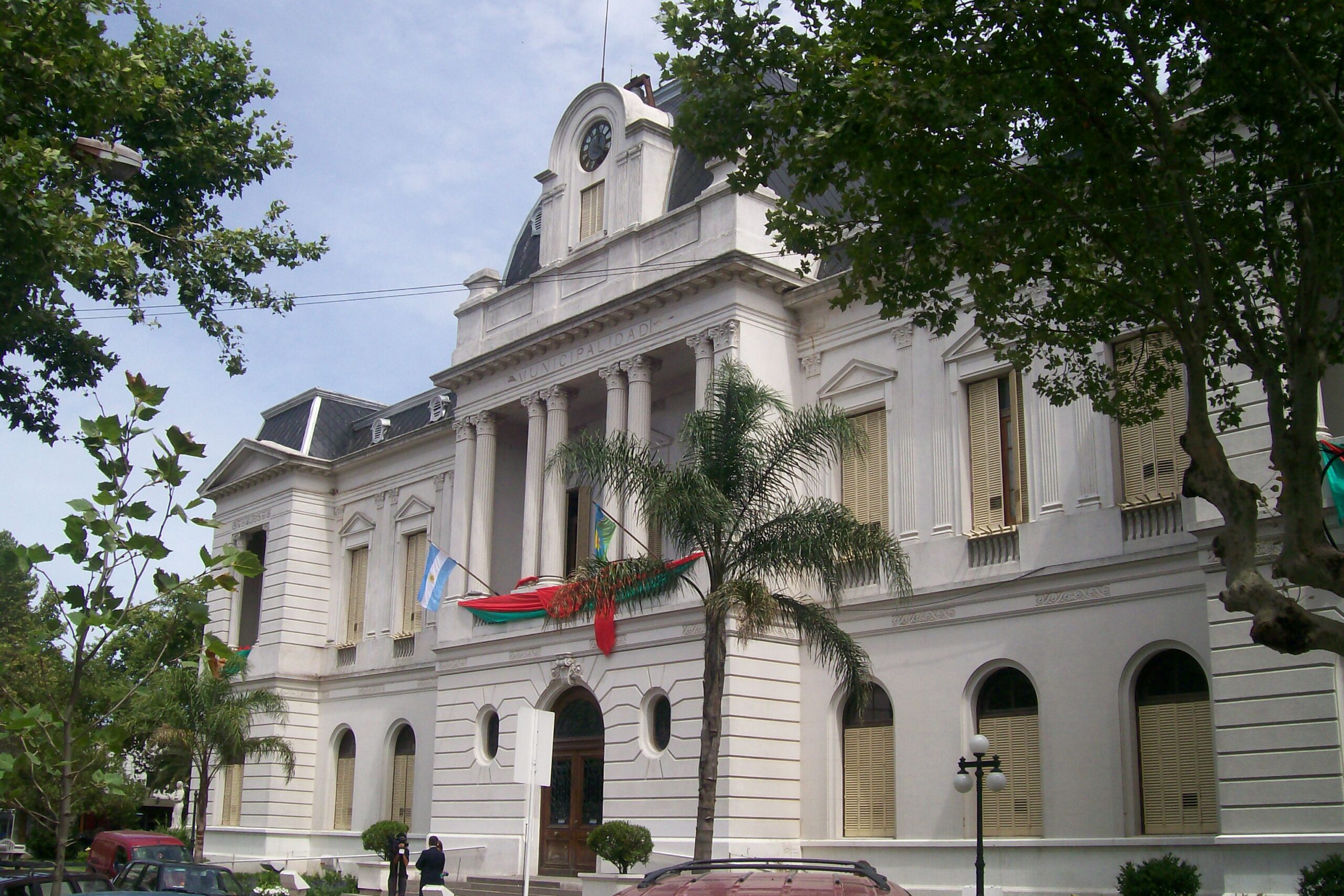 La medida adoptada por un intendente que celebró Milei