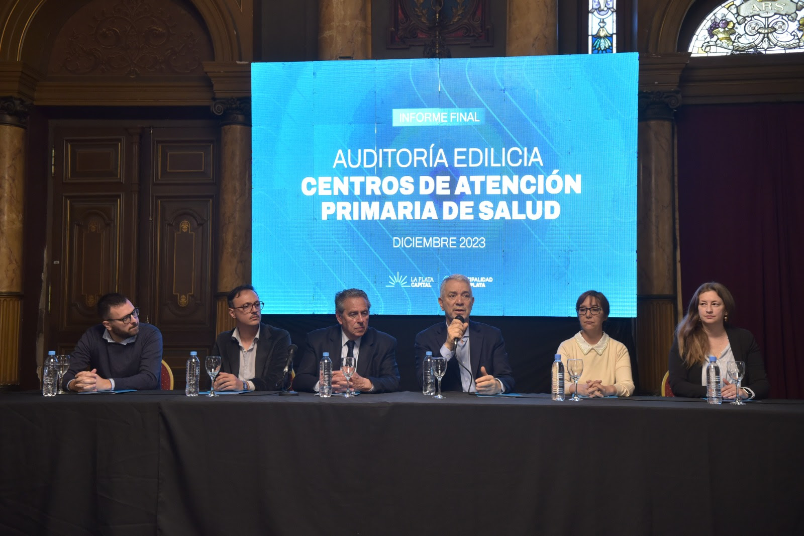 La Plata: Alak presentó un informe sobre salud