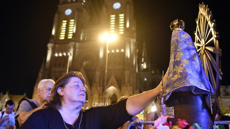 2.300.000 peregrinos caminaron hacia Luján