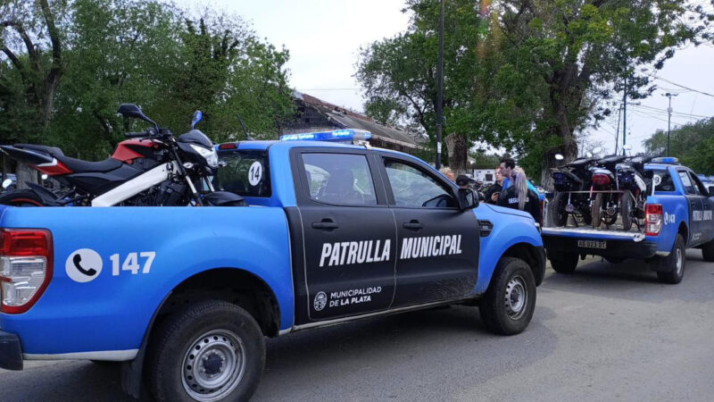 La Plata: secuestran decenas de motos que corrían picadas