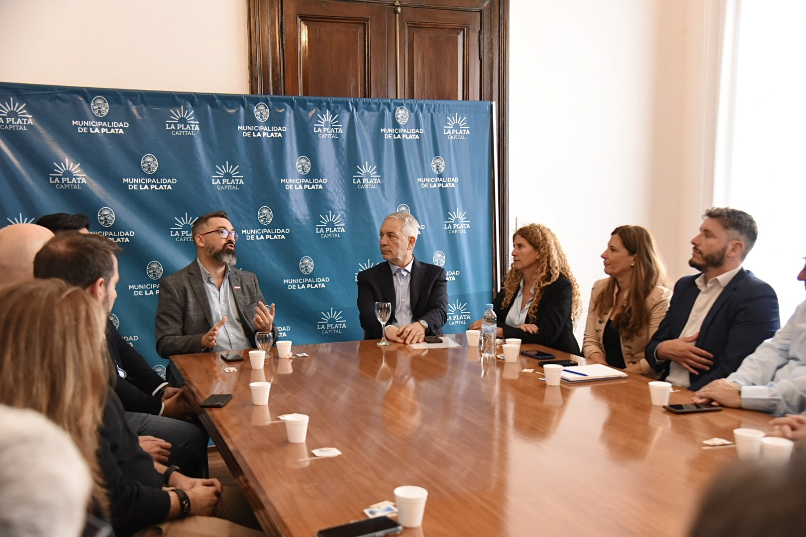 La Plata: Alak avanza en alianzas para potenciar el ecosistema tecnológico