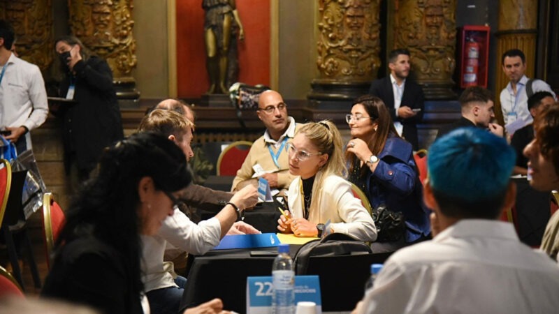 Ronda de negocios en «La Plata Construye» para fortalecer el intercambio de empresas de la región