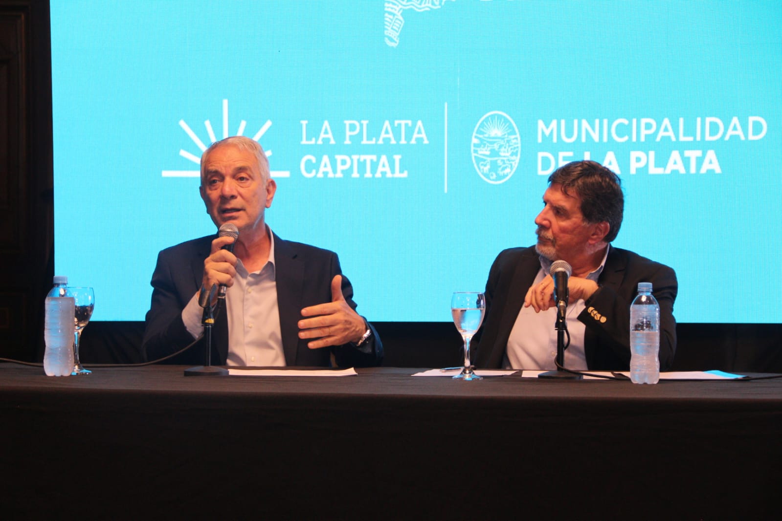 Alak y Sileoni anunciaron obras para 100 escuelas platenses
