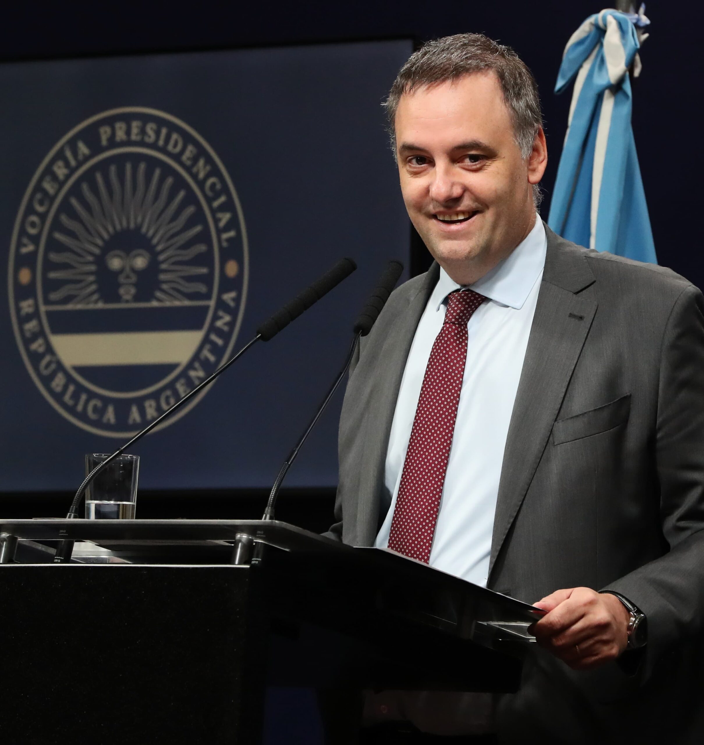 Adorni:»Estamos en el camino correcto»