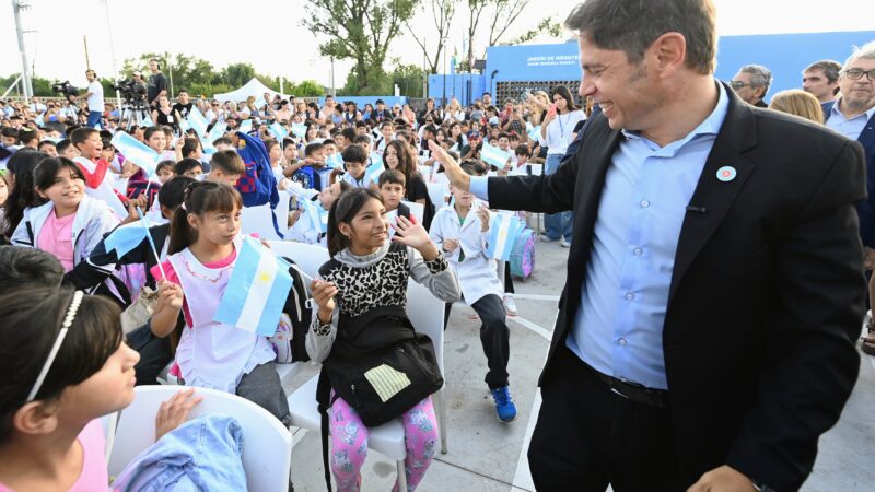 Kicillof en el comienzo del año lectivo 2025 dijo que «todavía falta mucho por hacer»