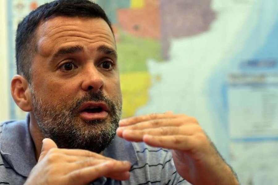 Daniel Menéndez, de Barrios de Pie: «La pelea interna dentro del peronismo es un obstáculo que Axel tiene que resolver»