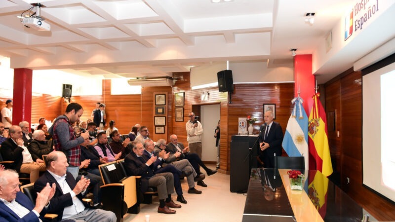 La Plata: entregan equipamiento adquirido por la Fundación Florencio Pérez para el Hospital Español