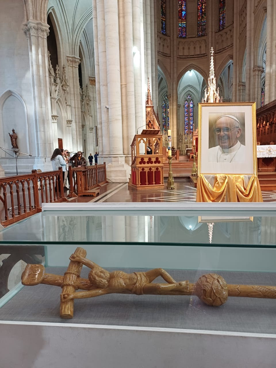 Monseñor  Carrara sobre el Papa Francisco: “Nos enseñó que el nombre de Dios es misericordia”