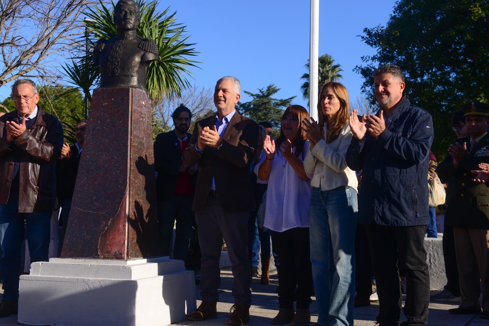 La Plata: Alak participó de los festejos por el 111° aniversario de City Bell