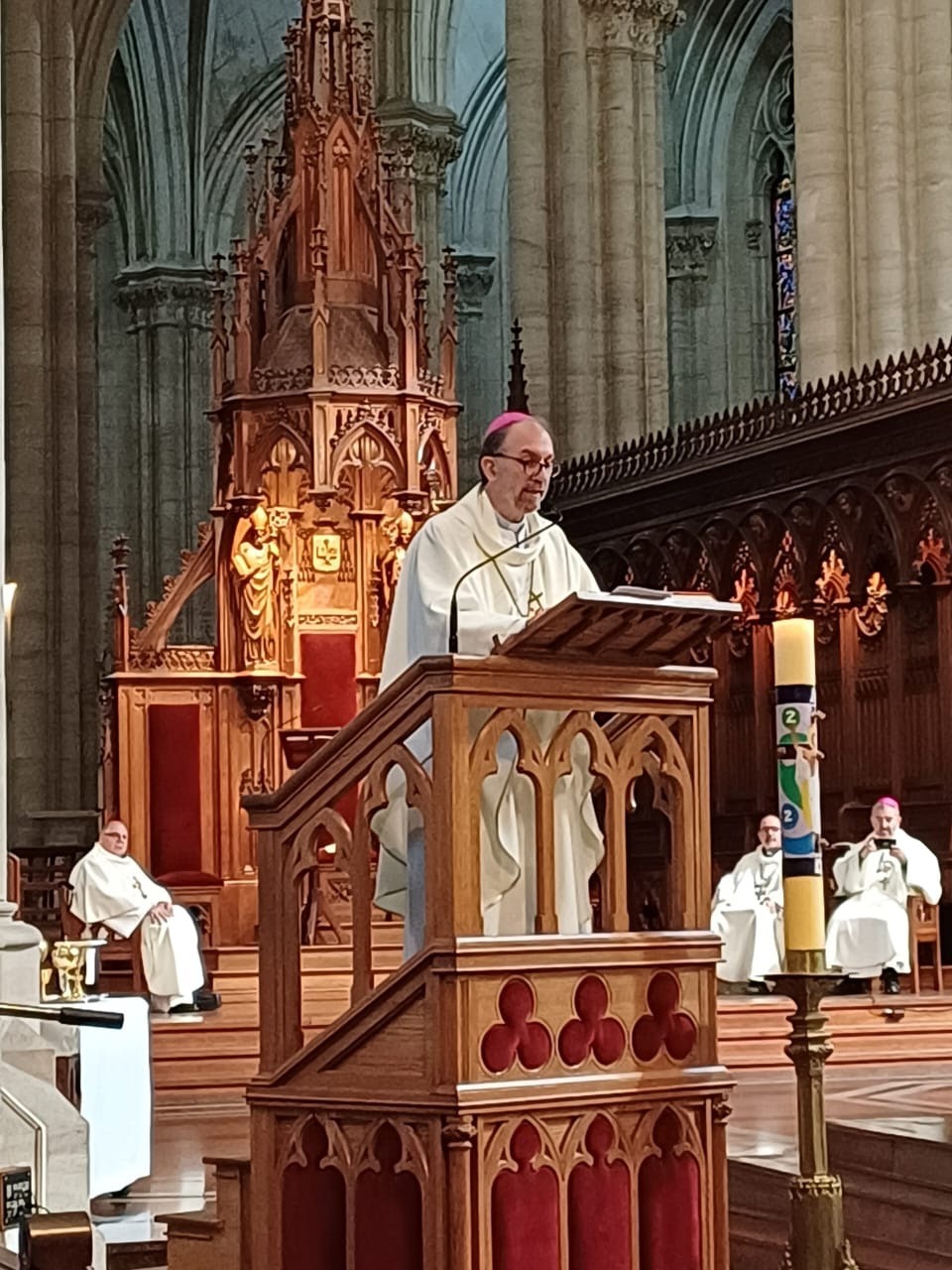 La Plata:» Pedimos por las vocaciones en la Iglesia», dijo Monseñor Carrara