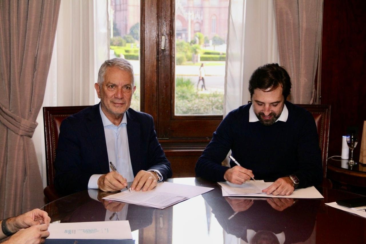 La Plata: firman convenio para la construcción de dos nuevos centros de salud