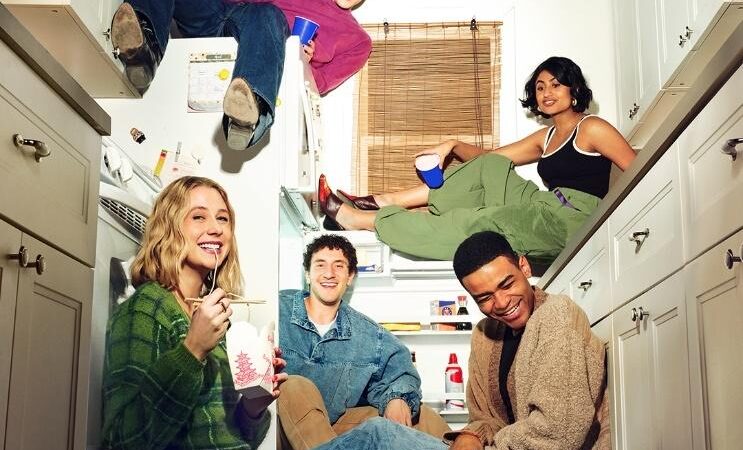 Disney+ presenta el tráiler de Adultos, la nueva serie de comedia de FX