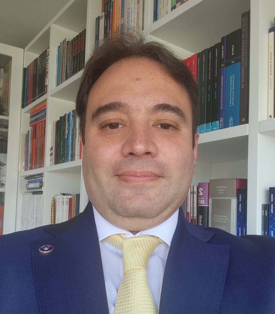 Escribe Carlos ChristianSueiro sobre las deep fake y su amenaza a la democracia