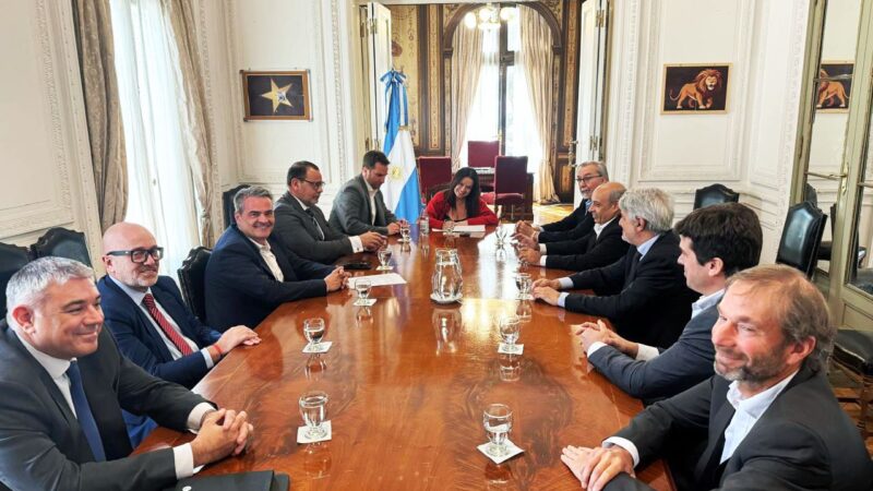 El gobierno y comercios se unen para crear beneficios para jubilados
