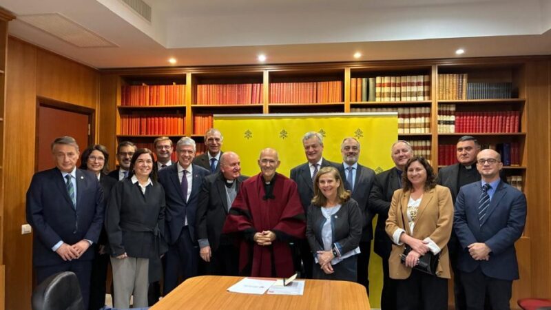 Rectores de Universidades Católicas Argentinas fueron recibidos en el Vaticano por el Cardenal Tolentino