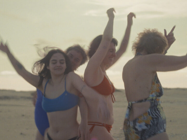 “Entre Reinas”: un documental sobre tres generaciones y el deseo de la corona