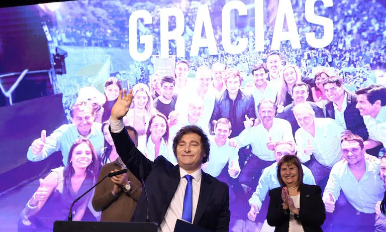 Milei convoca a legisladores electos de LLA para delinear reformas en el Congreso