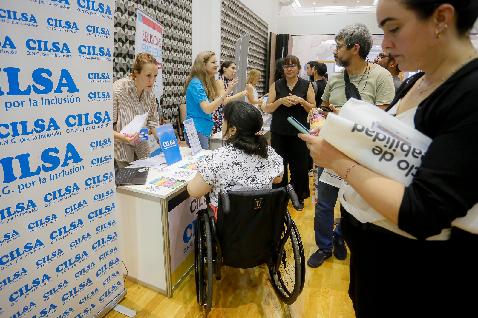Expo Empleo Barrial impulsa la inclusión para personas con discapacidad