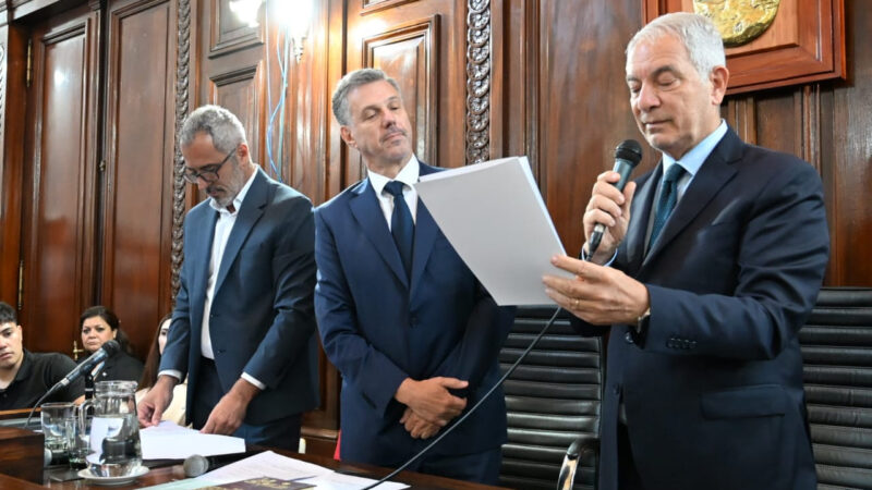 La Plata: Alak  tomó juramento a los concejales electos