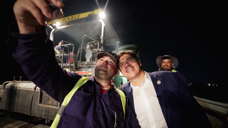 Kicillof supervisó las obras del cuarto carril de la Autopista Buenos Aires-La Plata