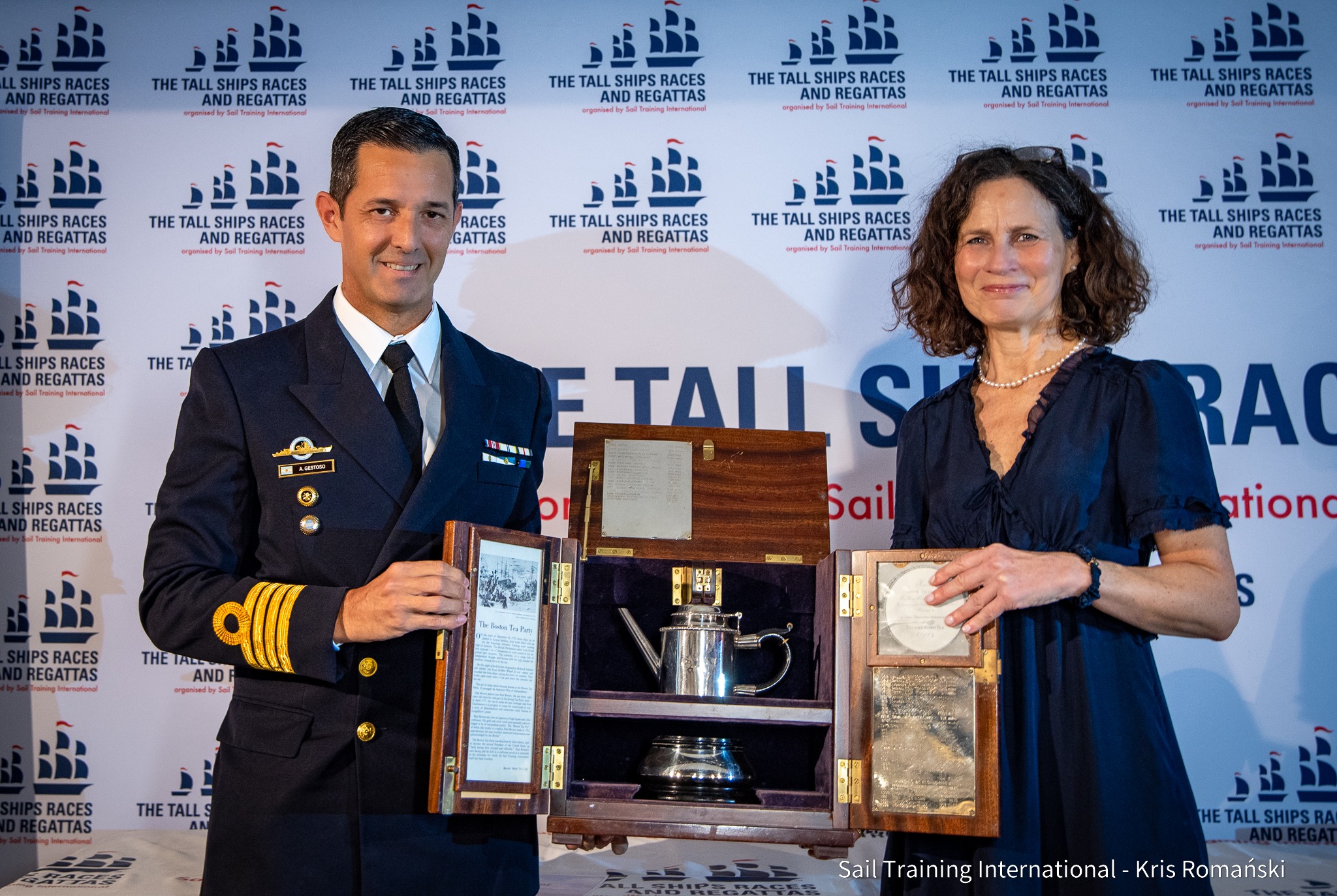 Orgullo naval: La Fragata ARA “Libertad” conquistó su décimo trofeo “Boston Teapot”
