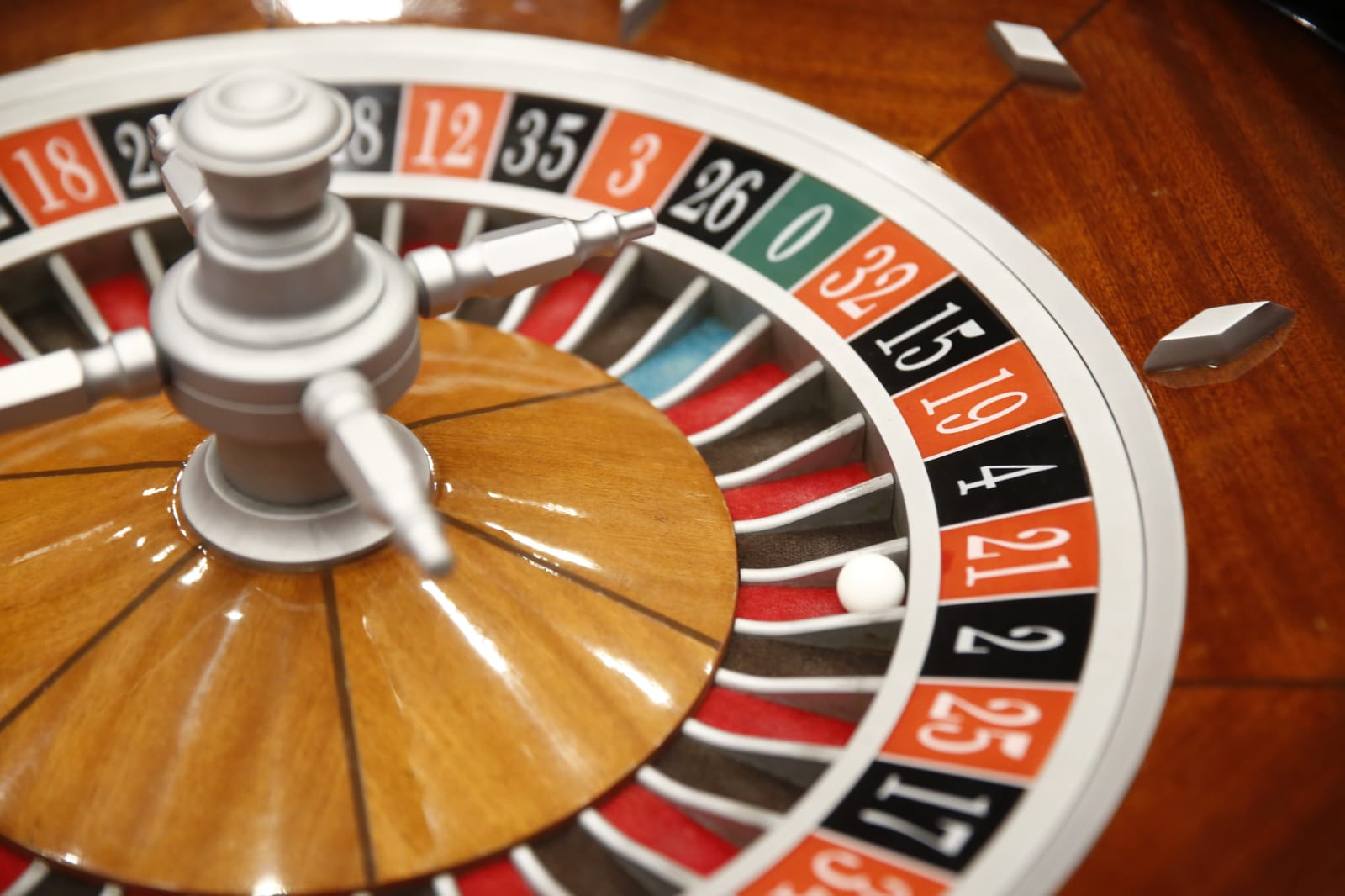 Mar del Plata: el Casino Central inauguró la temporada con el “Colorado el 21”