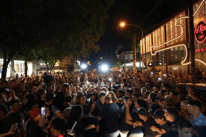 Milei en Mar del Plata: «Tour de la Gratitud» y arenga por el déficit cero