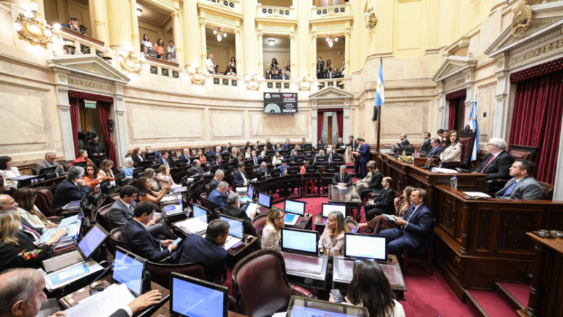 El Senado aprobó la reforma laboral impulsada por el gobierno