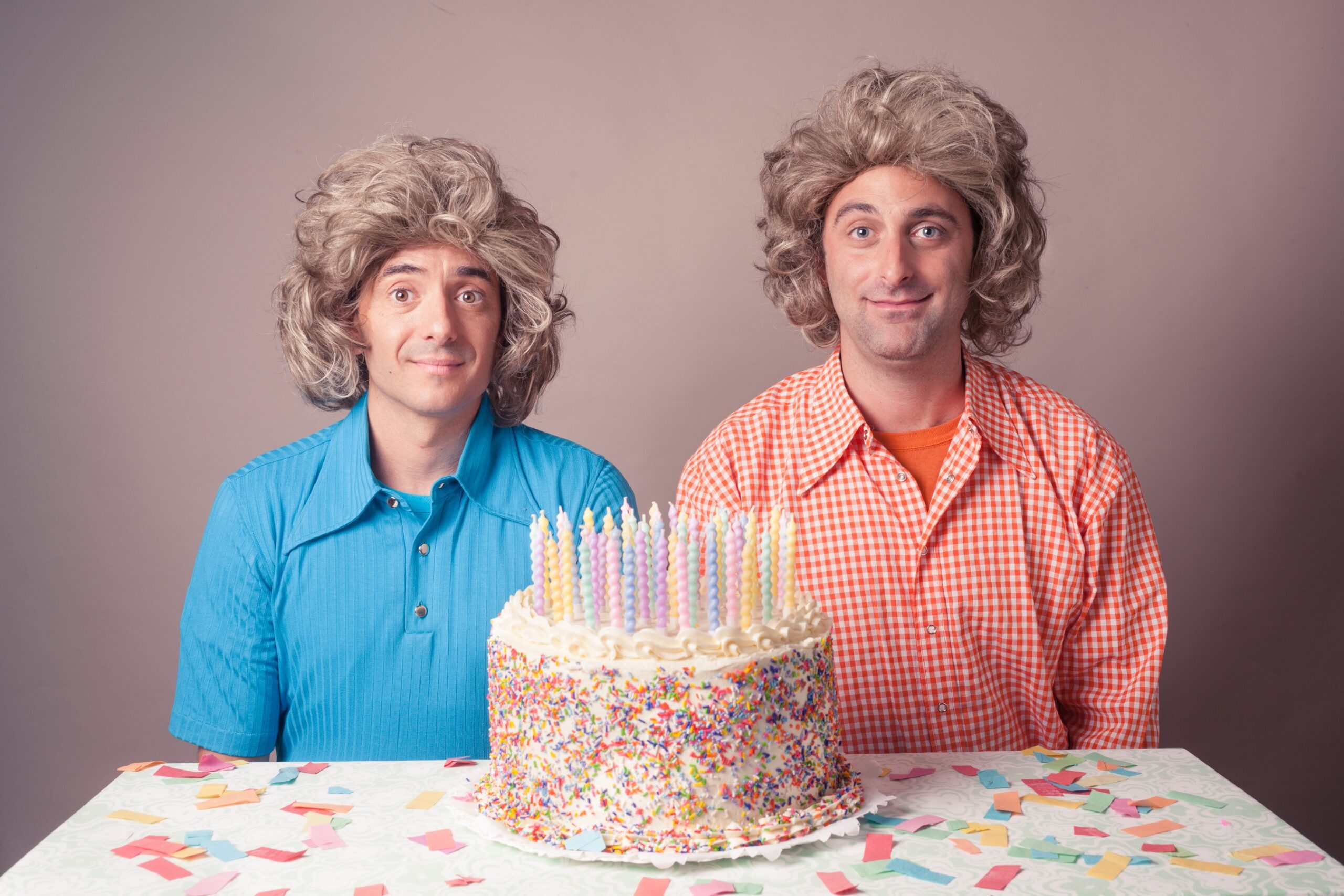 El esperado regreso de Sutottos: el dúo estrena la segunda temporada de «FELIZ DÍA» en el Teatro Picadero