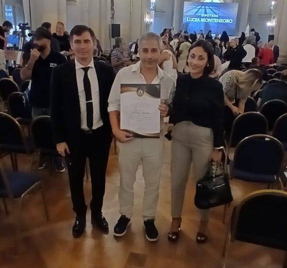 Justicia y reparación: La Legislatura porteña distinguió la lucha de un platense contra las falsas denuncias