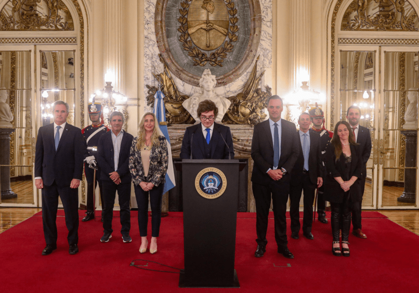 Giro histórico por YPF: Milei celebra el fallo de EE.UU. con duras críticas a la «herencia» de Kirchner y Kicillof