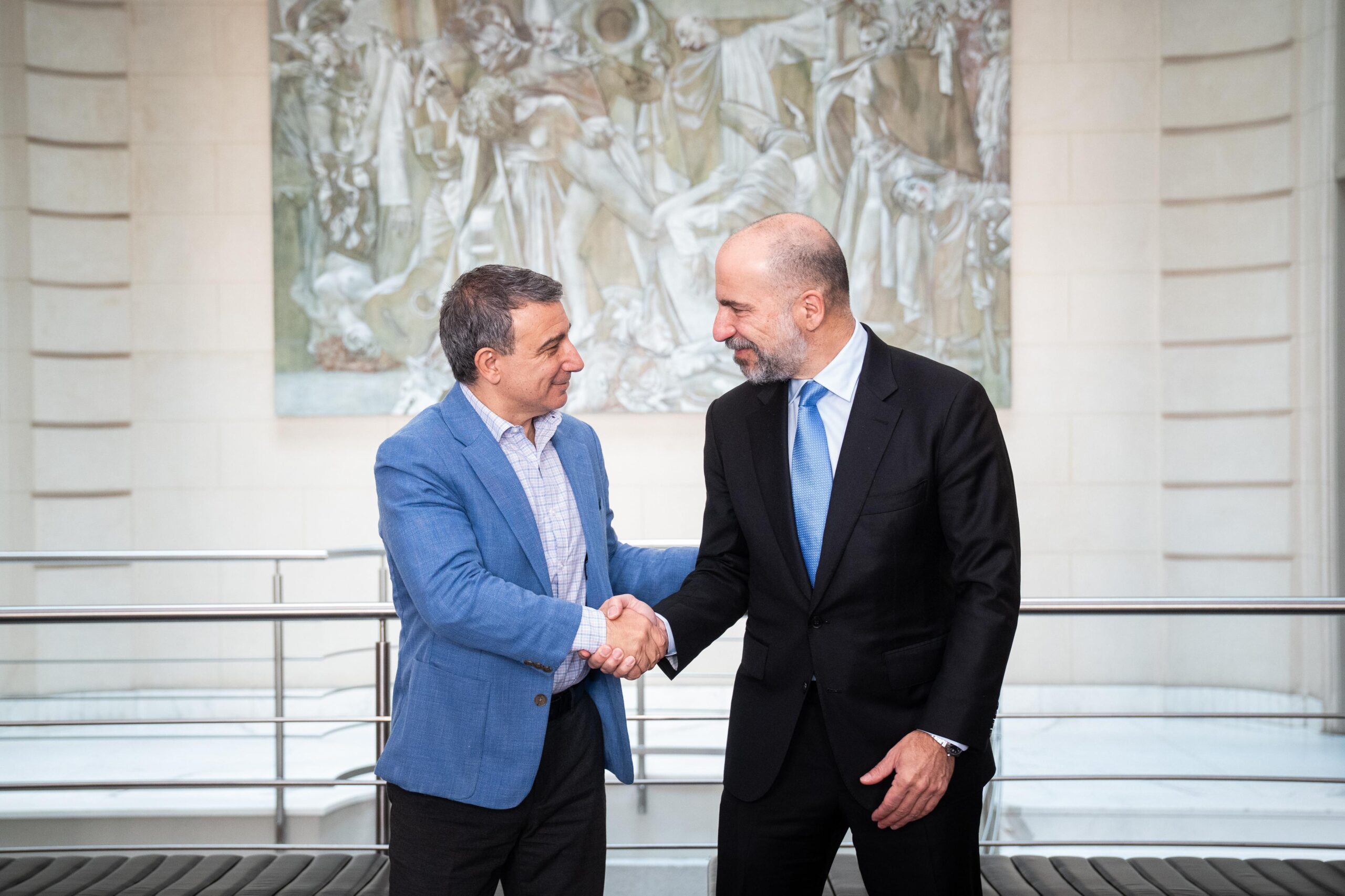 Alianza estratégica en el aire y la ciudad: Aerolíneas Argentinas y Uber amplían su colaboración comercial