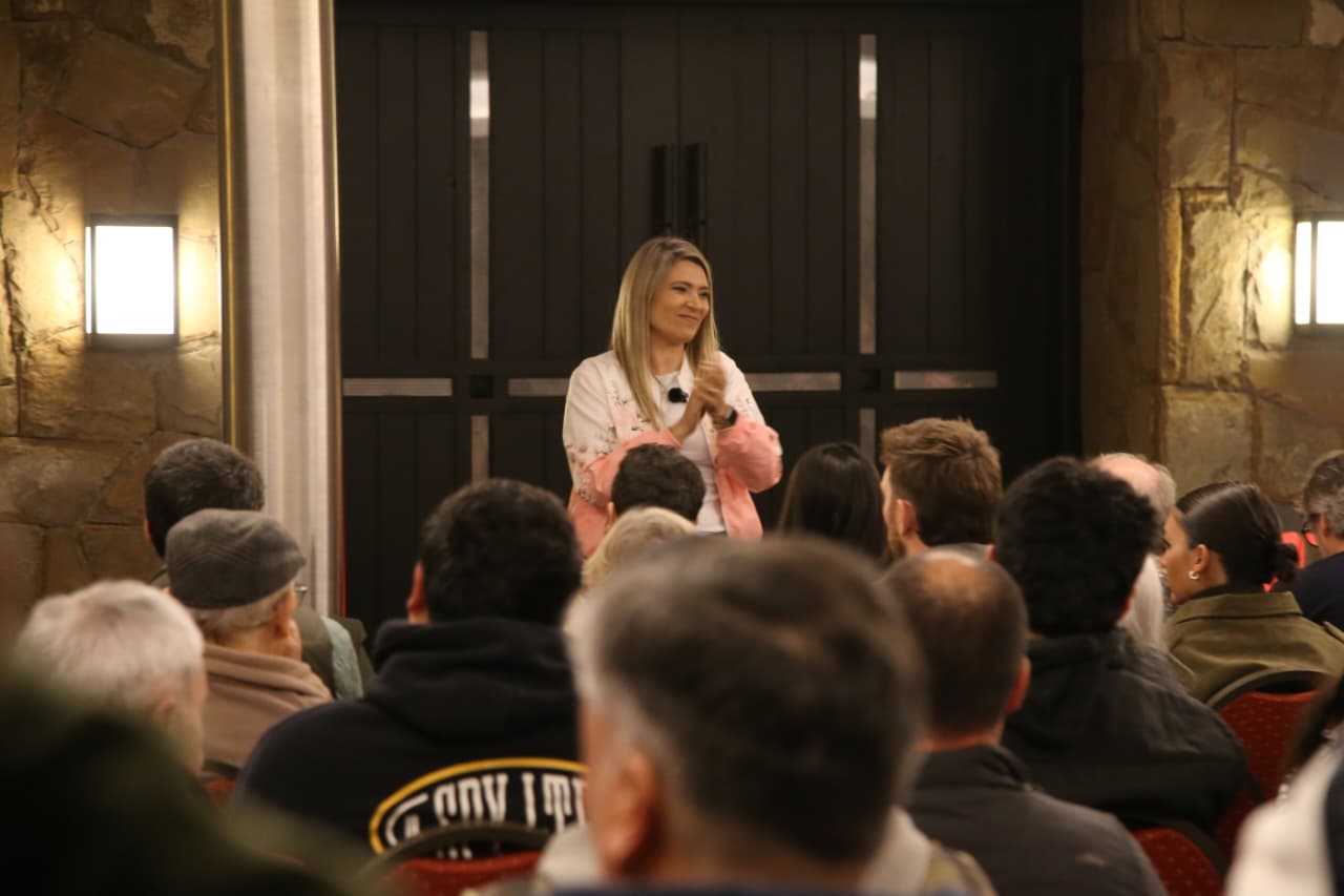 Nadia Márquez en el sur neuquino: «Este proyecto se construye escuchando a cada vecino»