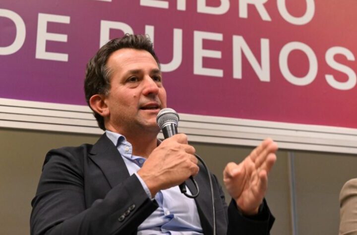«Democracia Algorítmica»: Christian Gribaudo debatió sobre el futuro de la política en la Feria del Libro