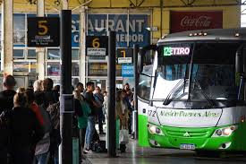 Crisis en el transporte: Luayza alerta por la quita de frecuencias de colectivos en el AMBA