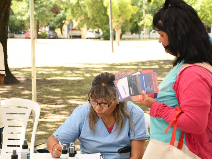 Recorren los barrios de La Plata en jornadas gratuitas de salud