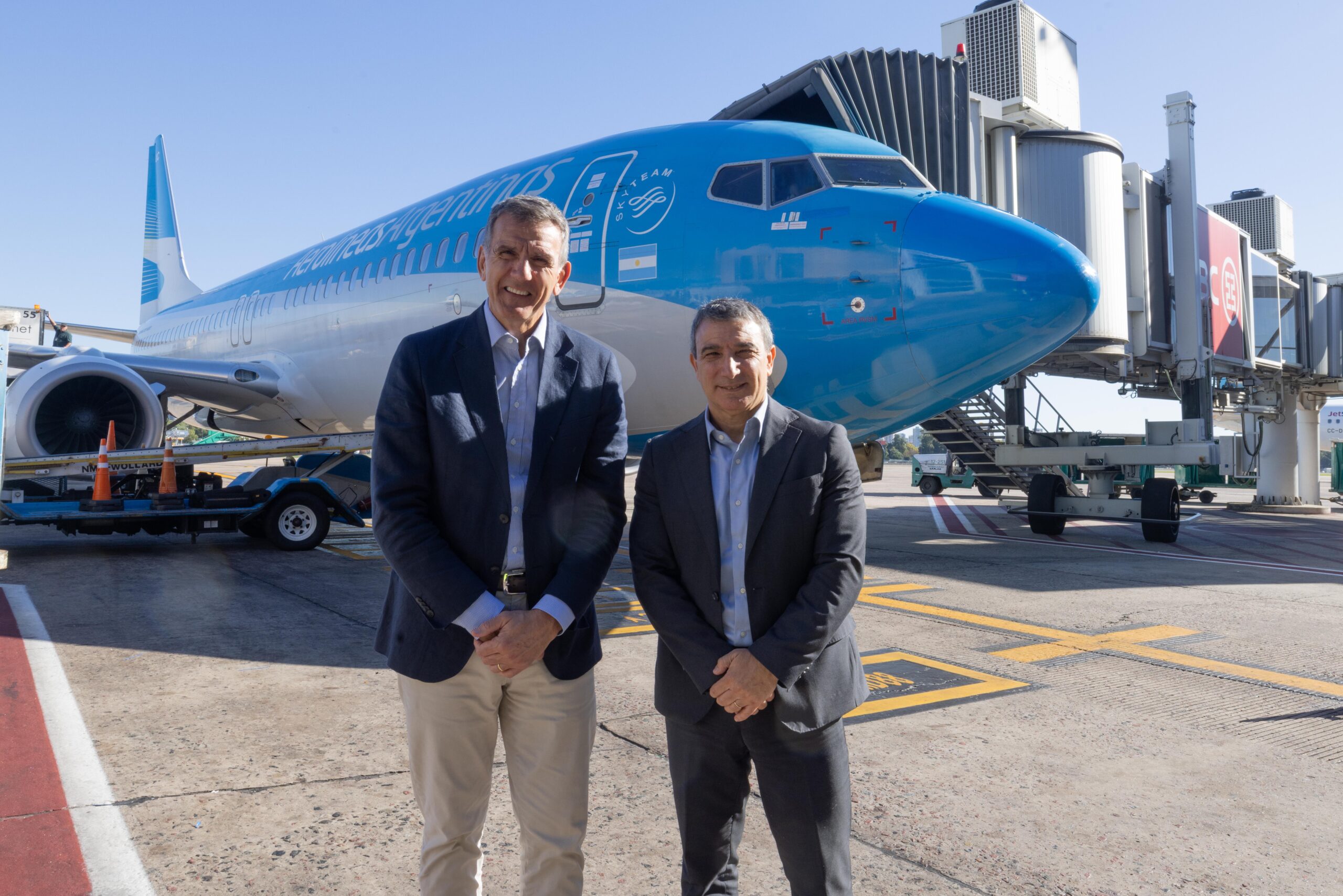 Aerolíneas Argentinas y Supervielle anunciaron un acuerdo estratégico