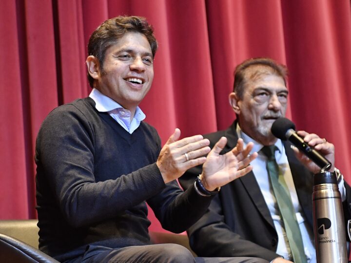 Kicillof presentó su libro “De Smith a Keynes” en la UTN de Córdoba