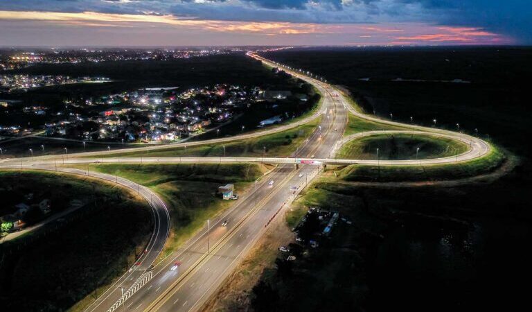 La Municipalidad de La Plata y AUBASA sellaron una alianza estratégica para mejorar los accesos a la ciudad