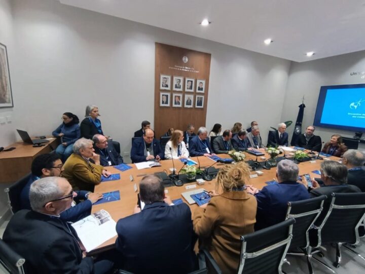 La Plata es sede del Encuentro de Rectores de ODUCAL: debaten en la UCALP el impacto de la IA y la salud mental en las aulas
