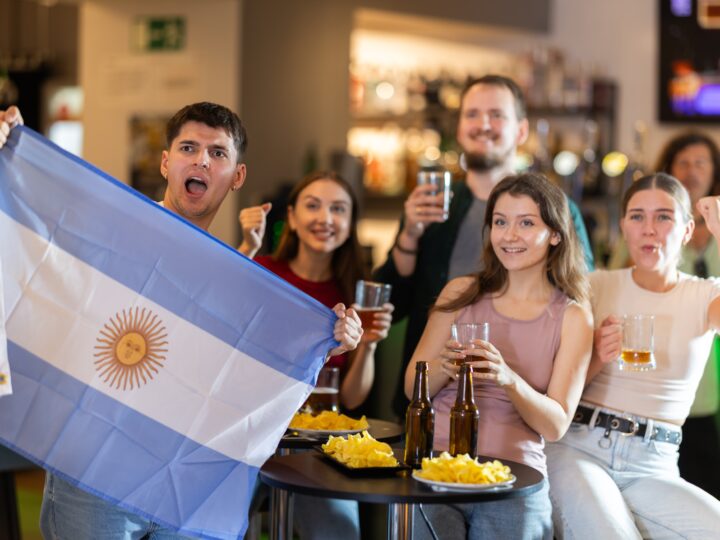 Pasión sin límites: 8 de cada 10 argentinos planean gastar igual o más durante el Mundial 2026