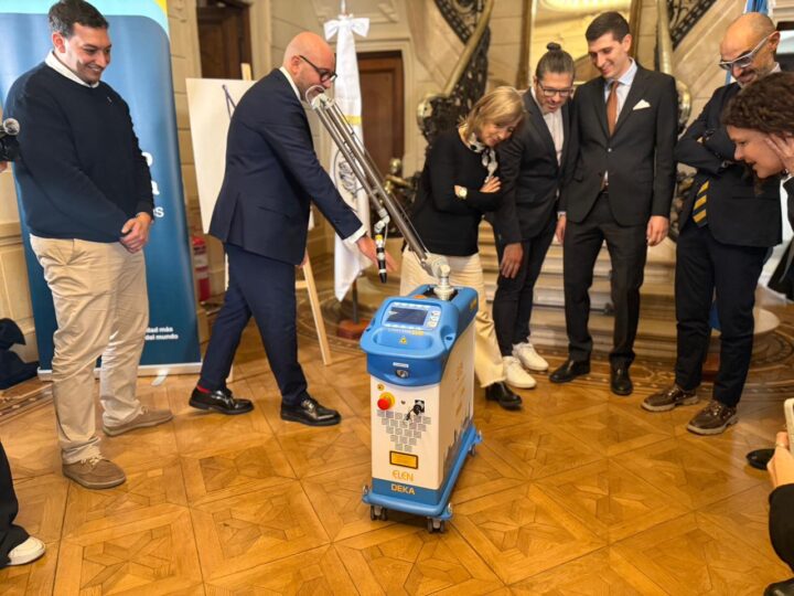 Buenos Aires incorpora un sistema láser italiano para restaurar obras de arte