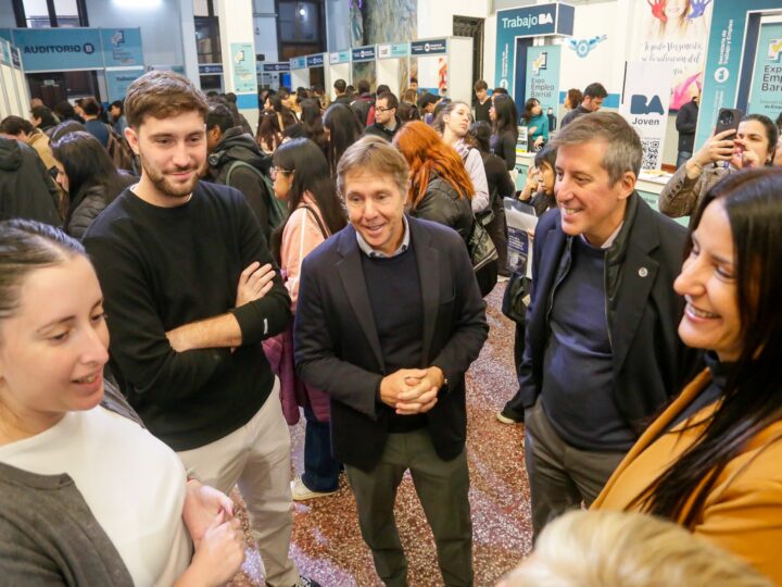 El Gobierno porteño vinculó a más de 2000 jóvenes con 31 empresas en una nueva jornada de empleo