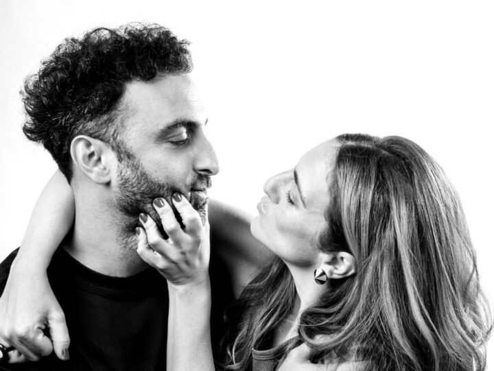 «Carrera de fondo»: El aclamado éxito literario llega al Teatro Picadero protagonizado por Julieta Zylberberg y Gadiel Sztryk