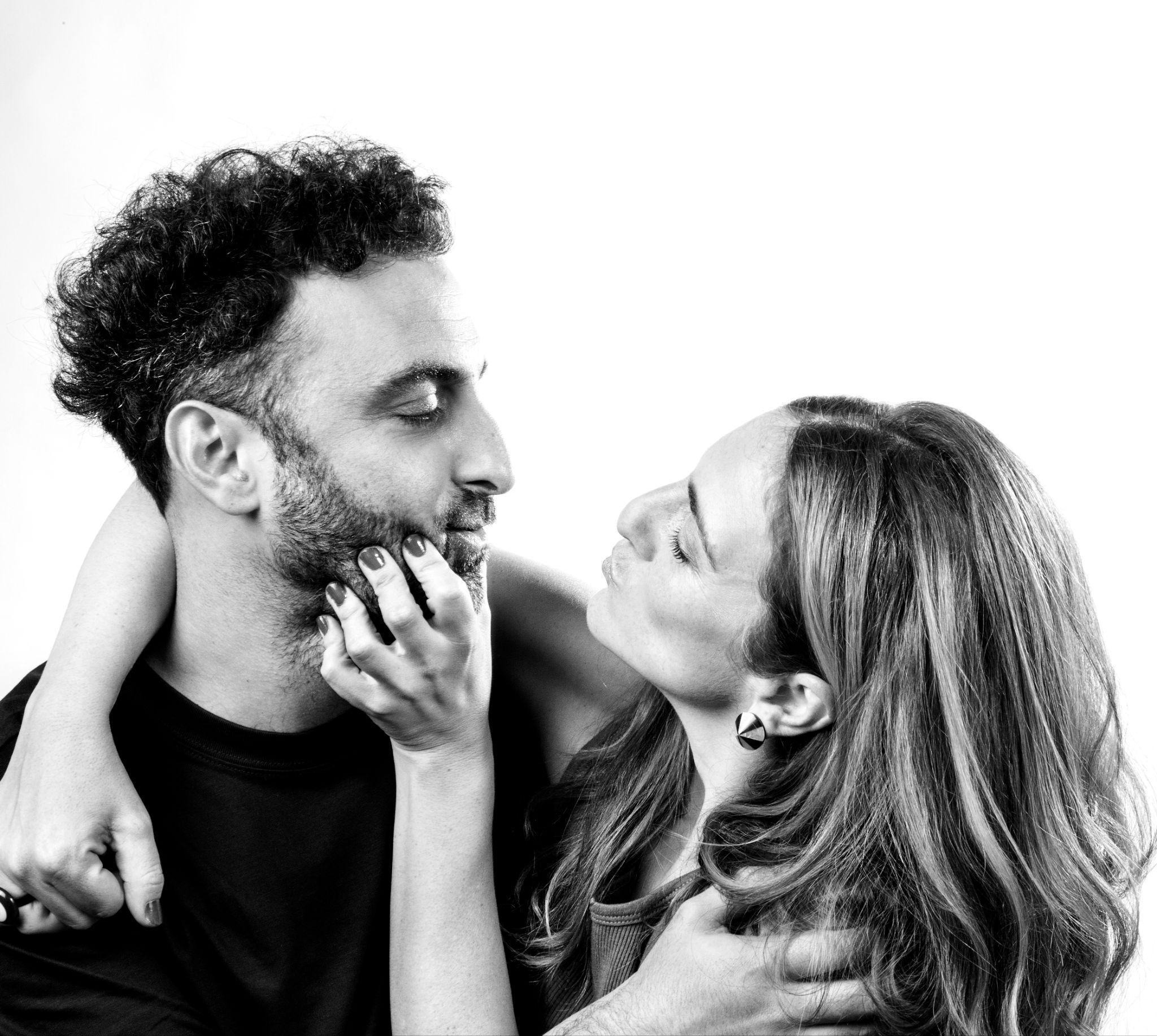 «Carrera de fondo»: El aclamado éxito literario llega al Teatro Picadero protagonizado por Julieta Zylberberg y Gadiel Sztryk