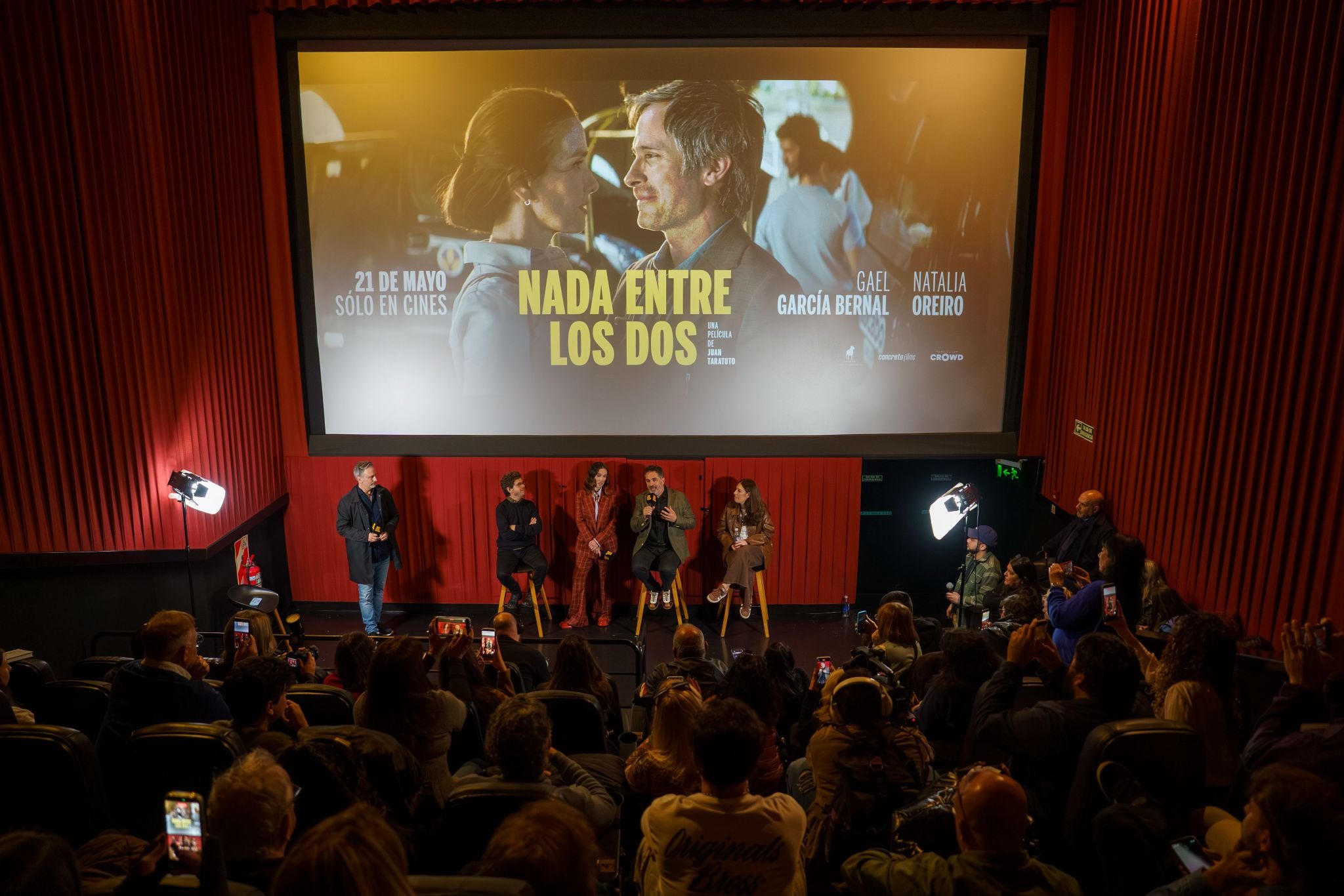 «Nada entre los dos»: Natalia Oreiro y Juan Taratuto revelaron los detalles del filme que llega a los cines el 21 de mayo