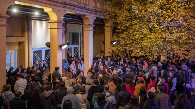 El Recoleta inauguró una gran exposición sobre Jorge Luis Borges junto a muestras de Eduardo Molinari y Liv Schulman