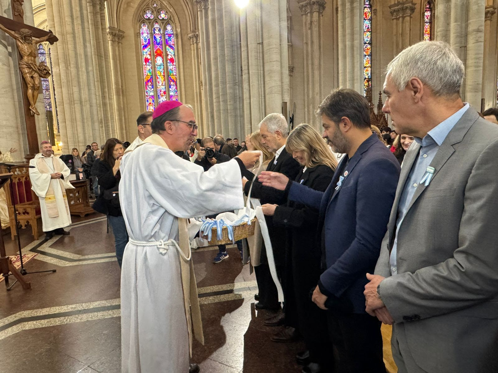 Fuerte eje en la dignidad del trabajo: Monseñor Carrara encabezó el Tedeum del 25 de Mayo en La Plata