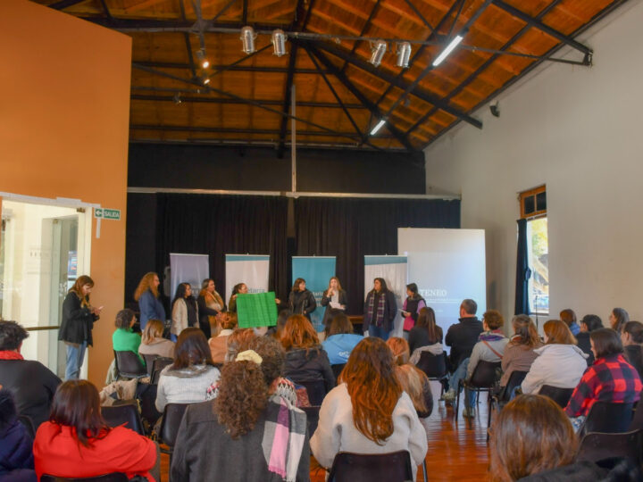 La Municipalidad de La Plata despliega jornadas de concientización y género en distintas localidades del partido