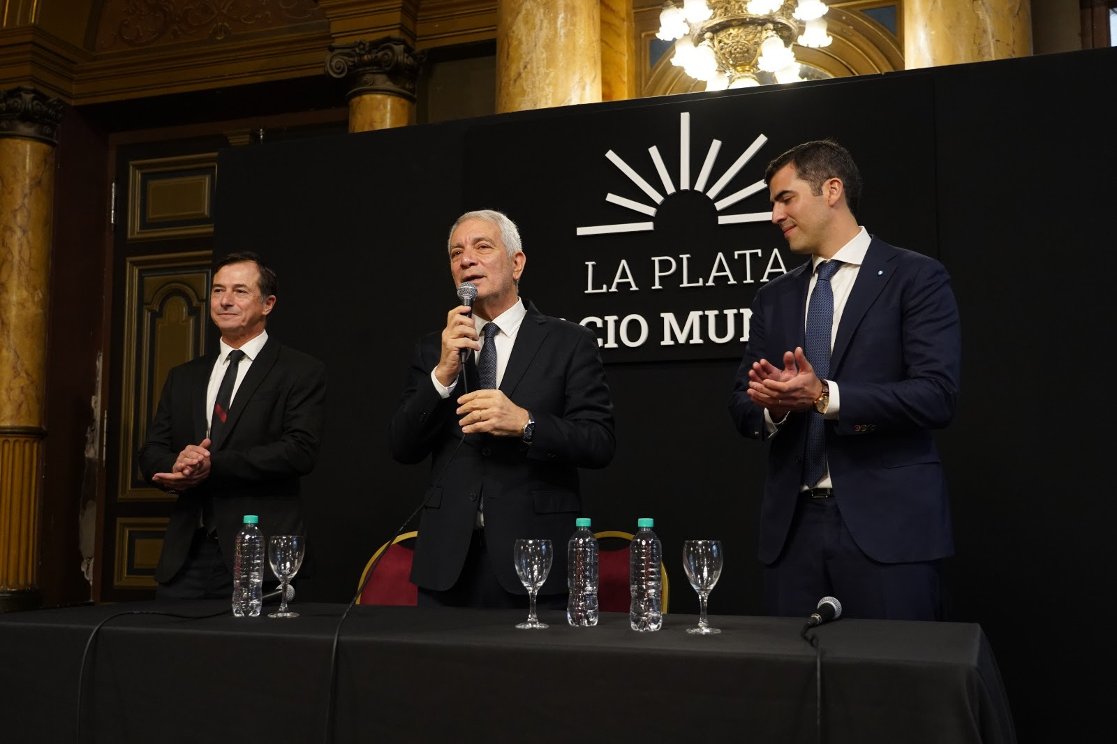 Julio Alak presentó la agenda internacional de La Plata y sumó a Daniel Lipovetzky a su gabinete